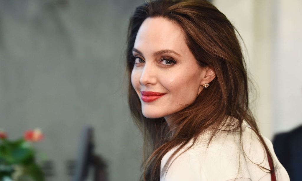 angelina jolie - انتشار اولین تصاویر رسمی از آنجلینا جولی در فیلم ‘’Those Who Wish Me Dead’’